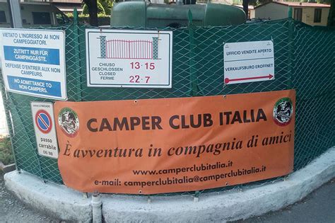 Camping Boschetto Holiday Campeggio A Maccagno Sul Lago Maggiore