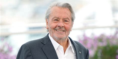 Alain Delon réagit que pense l acteur de son placement sous curatelle