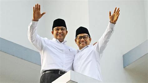 Hasil Simulasi Survei Terbaru Pilpres 2024 Ganjar Ridwan Kamil Vs