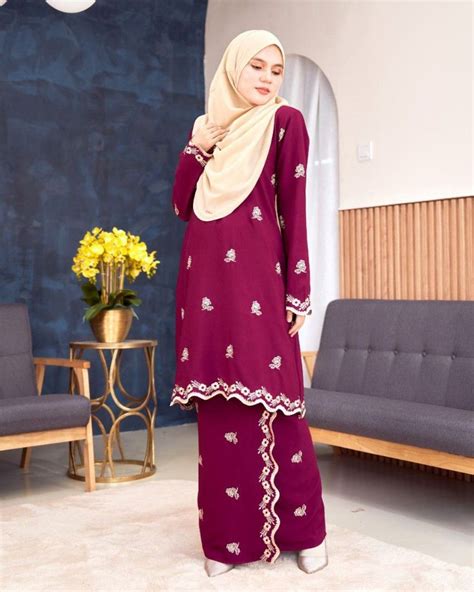 Baju Kurung Sulam Songket Puteri Hang Lipo Mawar Women S Fashion