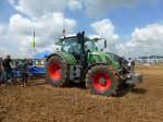 Fendt 722 Vario steht bereit für nächste Vorführung beim Fendt