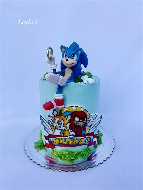 Sonic Decorated Cake By Layla A Cakesdecor