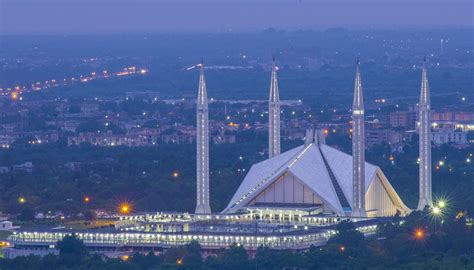 Faisal Mosque Islamabad Pakistan 1987 90m This Is A Modern