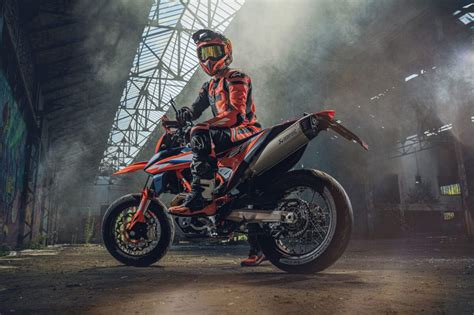 Ktm Updates Lc4 690 Enduro R Und 690 Smc R 2023 Braeuer Shopde