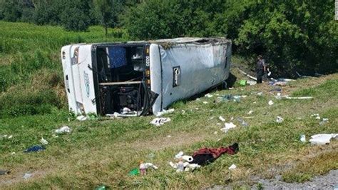 Tour Bus Crash 57 Injured In Crash On The Way To Niagara Falls Cnn