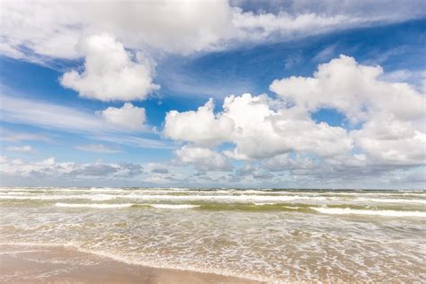 Zee Strand Wolken Door De Gratis Foto Op Pixabay