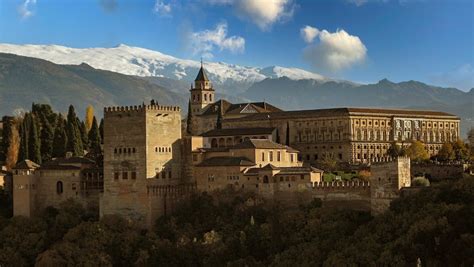 Curiosidades De La Alhambra De Granada Visitanddo