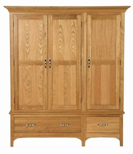 Solid Oak Gents Triple Wardrobe With Two Drawerswooden Bedroom