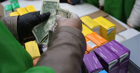 Mass Man Arrested In Girl Scout Cookie Cash Box Theft Cbs Boston