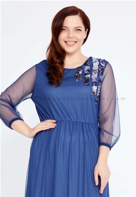 Aria Long Sleeve Maxi Tulle Column Plus Size Blue Casual Dress Aot Nd