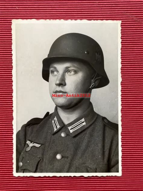 Foto Soldat Der Wehrmacht Mit Stahlhelm Im Portrait N Eur