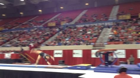 Alabama Gymnastics Lauren Beers On The Vault At The Perfect 10