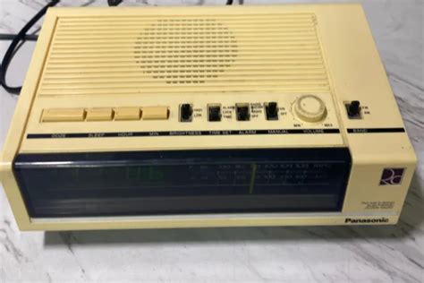 Panasonic Vintage Clock Radio Rc 6050 Digital Green Lighted Amfm 80s