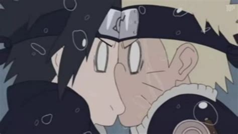 Naruto Conductor Beso Naruto Y Sasuke