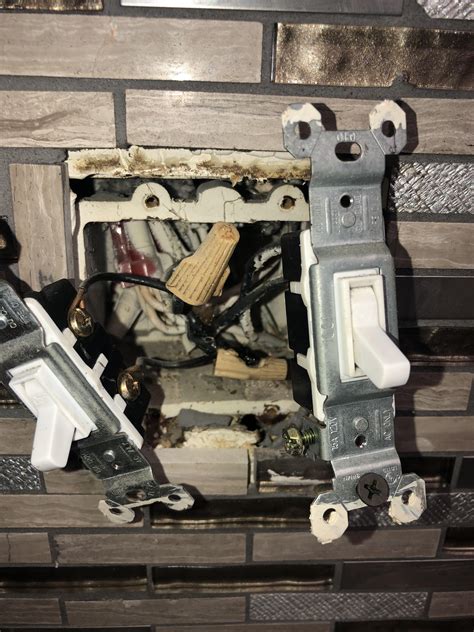 This happened tonight and my apartments maintenance crew can’t give a