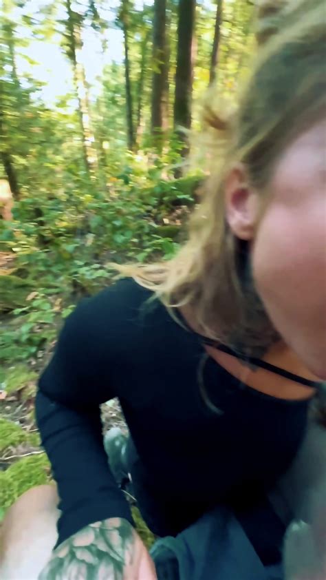 Busted Fucking My Girlfriend In The Ass In A Park