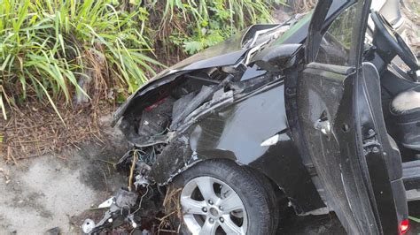 Hombre Pierde El Control De Su Carro Se Fue A La Cuenta Nada Humano Que