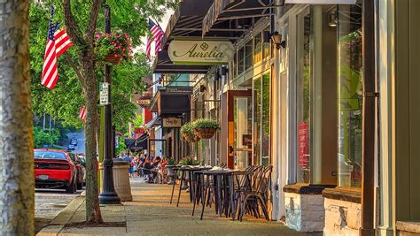 Towns With Vibrant Downtown Areas In The Northern United States