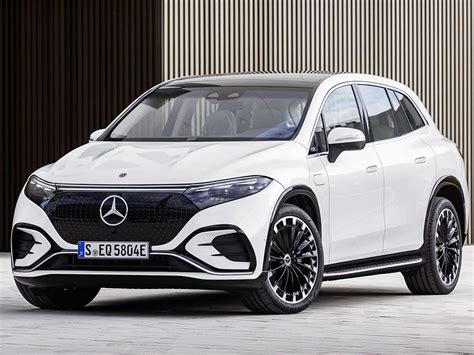 Mercedes-Benz EQS SUV grows the brand’s EV line-up | DriveArabia