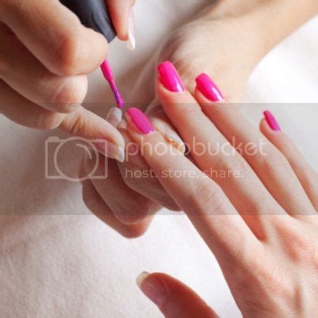 Shellac vs Gel Manicure - See the Difference | Active Home Remedies