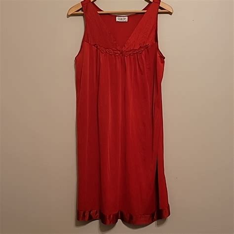 Vanity Fair Intimates And Sleepwear Vintage Vanity Fair Nightie Red Slip Lingerie Size Medium