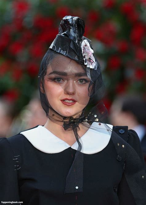 Maisie Williams Nude OnlyFans Leaks Fappening Page FappeningBook