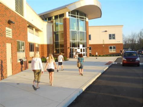 Fort Couch Middle School Earns Fourth National Blue Ribbon Award | Upper St. Clair, PA Patch