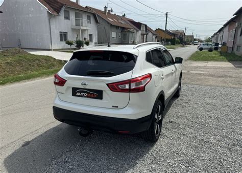 Nissan Qashqai 1 5 DCi TEKNA PANORAMA KAMERE NAVIGACIJA 2017 God