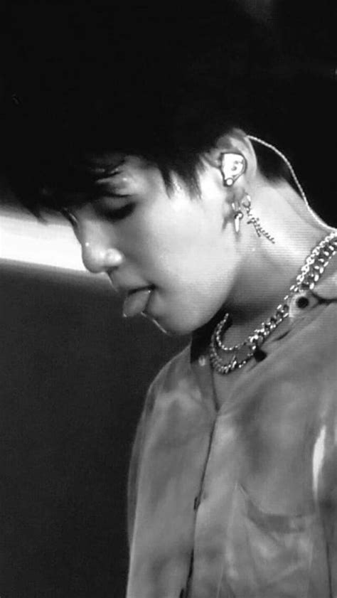 Pin by Yesica Oyarzún on Suga Yoongi Suga abs Yoongi hot