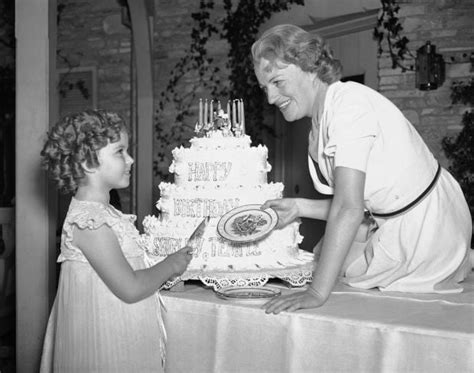 Photos Former Child Star Shirley Temple Dies At 85 Latest