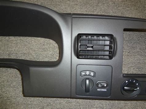 Sell 2005 2006 2007 Ford F 250f 350 Superduty Oem Black Upper Dash Panel Bezel In Oceanside