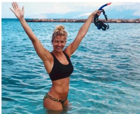 4 Hot Sexy Gemma Gallardo Bikini Pics