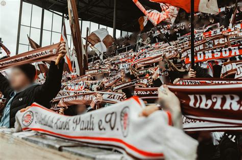 Ultrà Sankt Pauli 2002 Kein Spiel ohne Schal