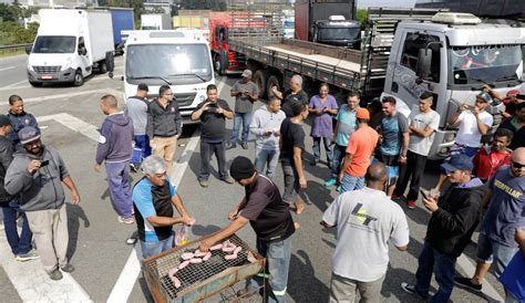 Brazil Trucker Strike Halts Economy Brings Calls For Military Action