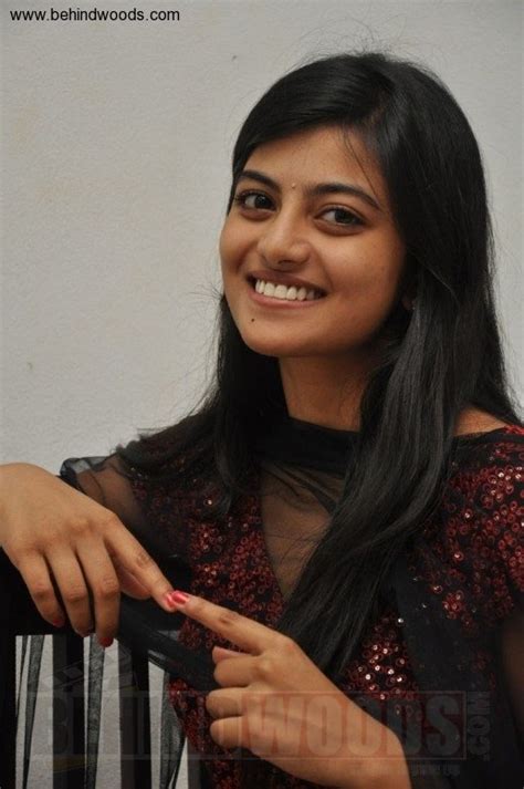 Anandhi Aka Anandhii Photos Stills And Images