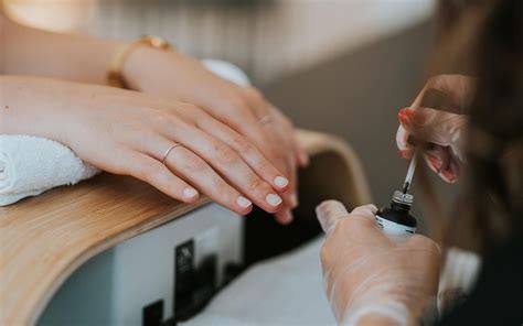 Soins Des Ongles En Institut Et En Bar Ongles Pr S De Kribbestraat