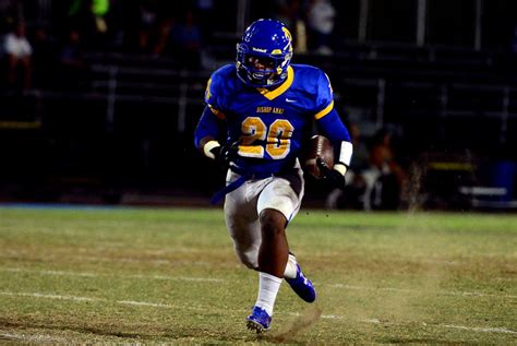 Bishop Amat football returns to form by routing Alemany – Daily News