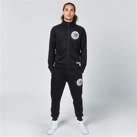 Ajax Anthem Jacket Zwart Met Oud Ajax Logo Official Ajax Fanshop