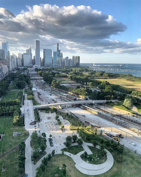 Chicagos South Loop Neighborhood Boasts Some Of The Best Views In The