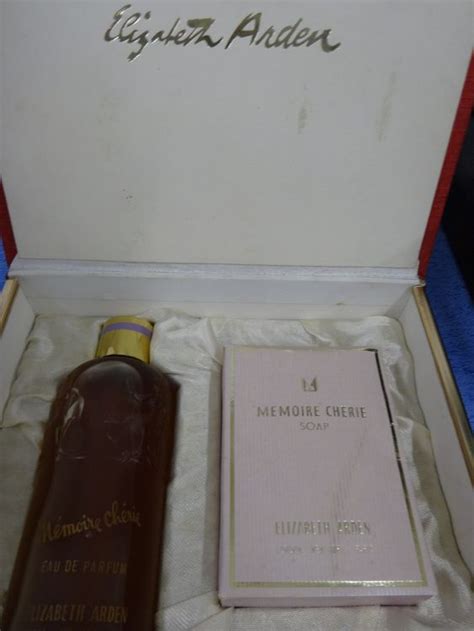 Vintage Elizabeth Arden Parfum Flacon Mémoire Chérie inBox Kaufen