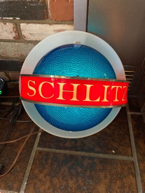 Vintage Schlitz Beer Rotating Lighted Globe Wall Advertising Sign