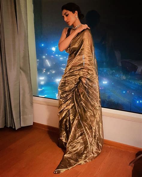 Sobhita Dhulipala Slays The Ethnic Style Game In Silk Saree Check Out The Beauty S Most