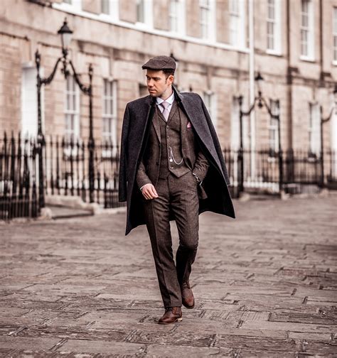 Peaky Blinders Tweed Outfit – How To Dress Like Thomas Shelby - Your ...