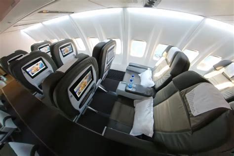 Icelandair 757 Business Class