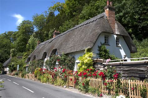 10 Most Picturesque Villages in Hampshire - Head Out of Southampton on ...