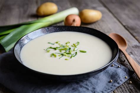 Potage velouté poireaux pommes de terre