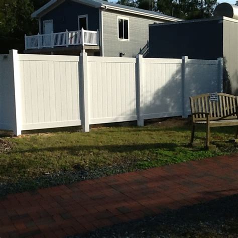 Vinyl Privacy Fences Wilmington Nc T And D Custom Fences And Decks