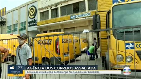 Vídeo Agência Dos Correios é Invadida Por Assaltantes Em Realengo