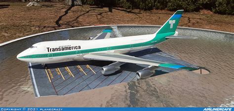 Revell Boeing 747-200 #27953 – Airlinercafe