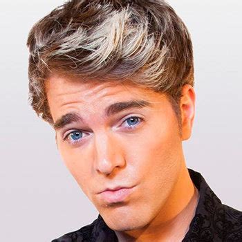 Shane Dawson Bio - Born, age, Family, Height and Rumor